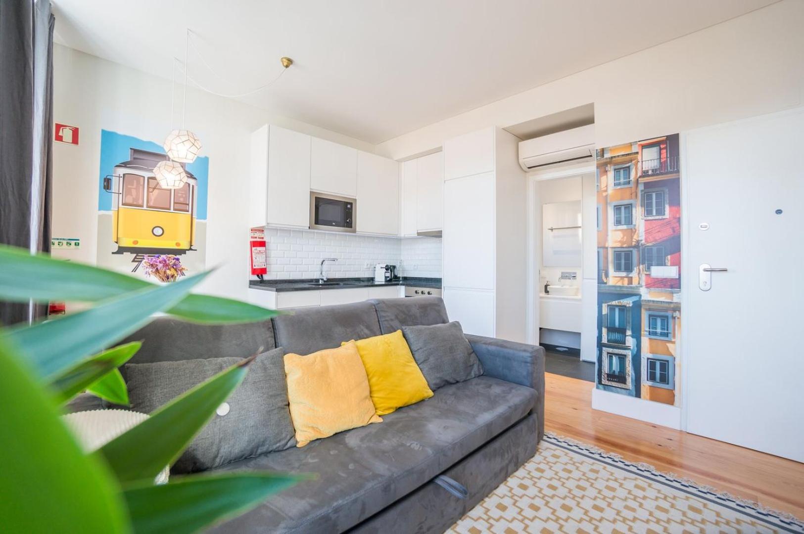 Guestready - Chic And Vibrant Near Anjos * Lisboa